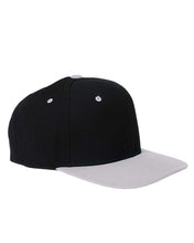 Lade das Bild in den Galerie-Viewer, Custom Embroidered Classic SnapBack Hat - Jittybo&#39;s Custom Clothing &amp; Embroidery
