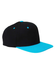 Lade das Bild in den Galerie-Viewer, Custom Embroidered Classic SnapBack Hat - Jittybo&#39;s Custom Clothing &amp; Embroidery
