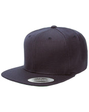 Lade das Bild in den Galerie-Viewer, Custom Embroidered Classic SnapBack Hat - Jittybo&#39;s Custom Clothing &amp; Embroidery
