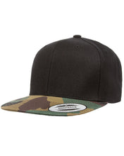Lade das Bild in den Galerie-Viewer, Custom Embroidered Classic SnapBack Hat - Jittybo&#39;s Custom Clothing &amp; Embroidery
